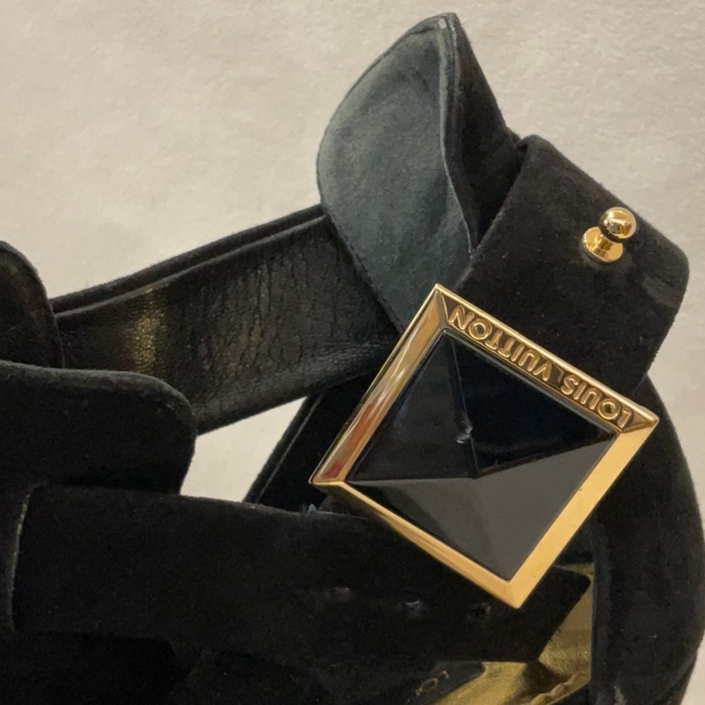 Louis Vuitton Heels - Picture 6 of 6